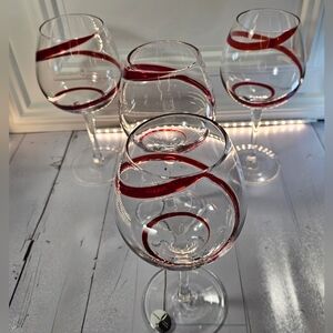 Pier One Wine or Water Glasses with a Red Swirline, Goblets in a set of 4